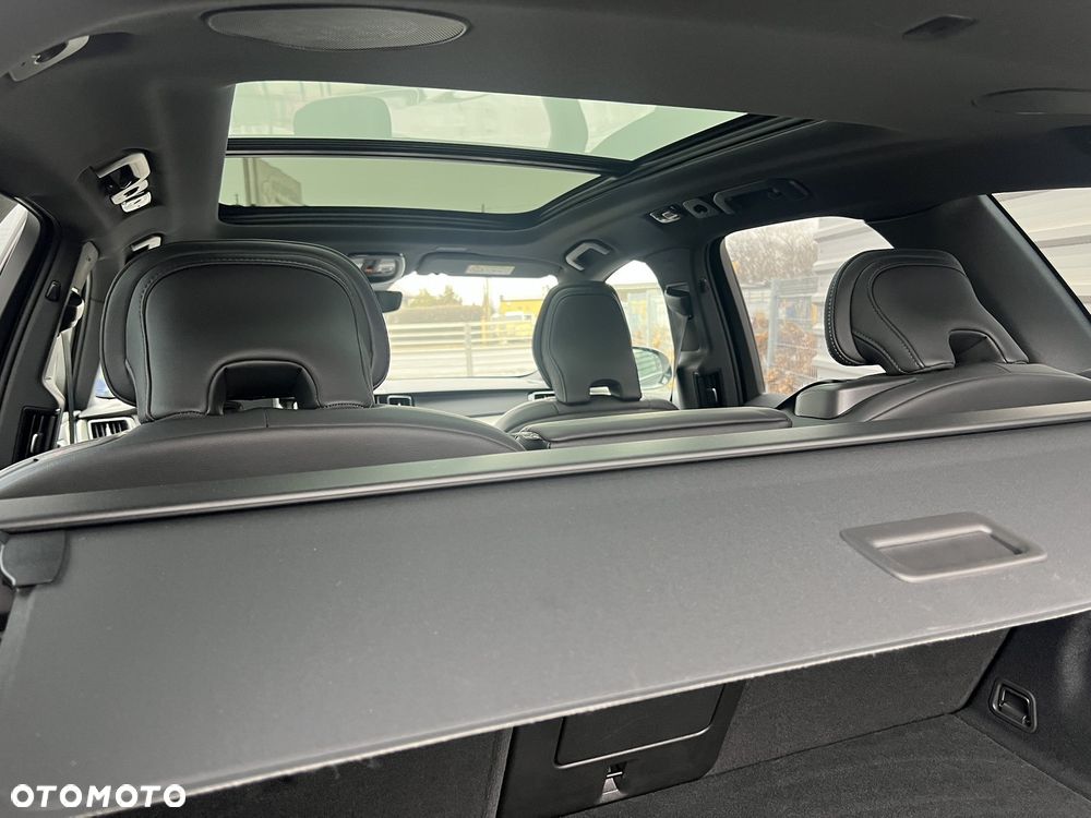Volvo XC 60 B5 B AWD Ultra Black Edition - 18