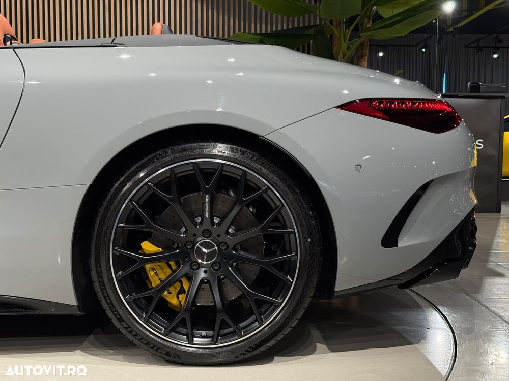Mercedes-Benz SL 63 AMG 4Matic+ - 34