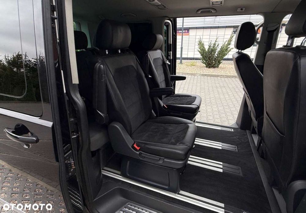 Volkswagen Multivan - 20