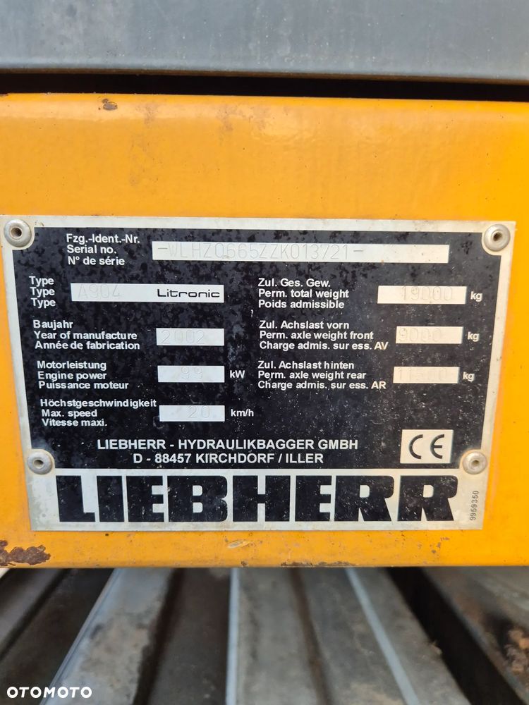 Liebherr A904 - 13