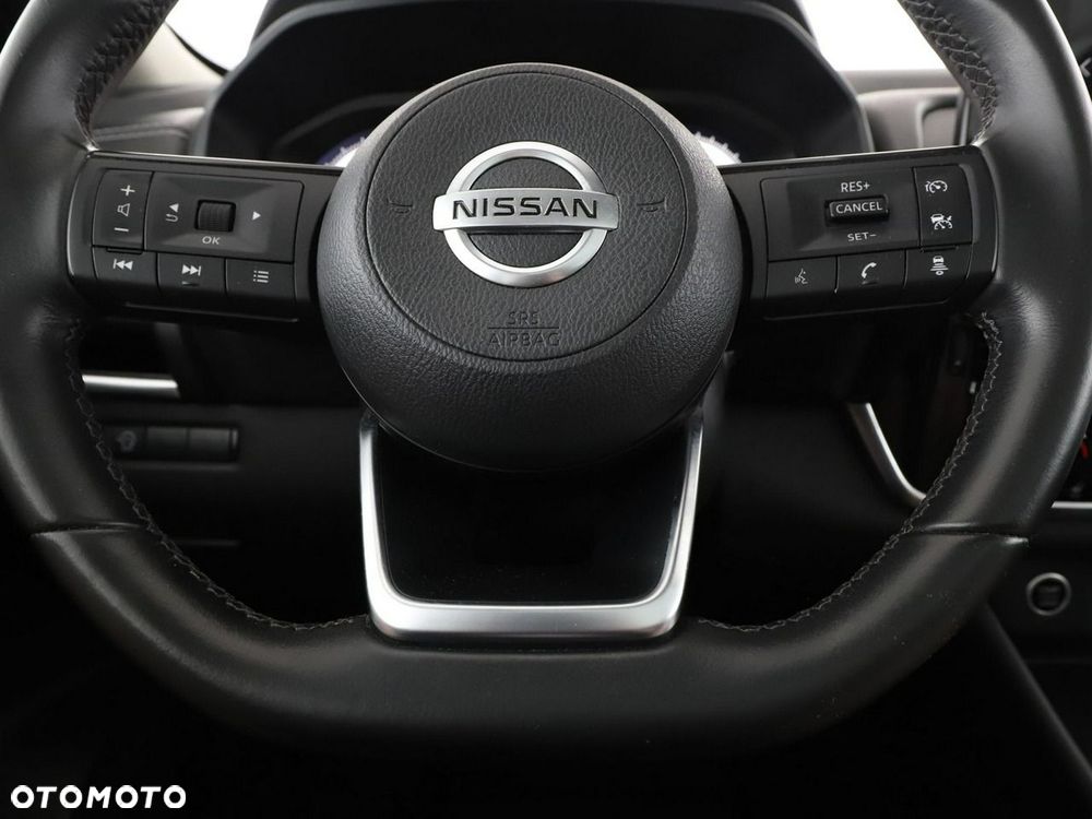 Nissan Qashqai 1.3 DIG-T mHEV N-Connecta - 22