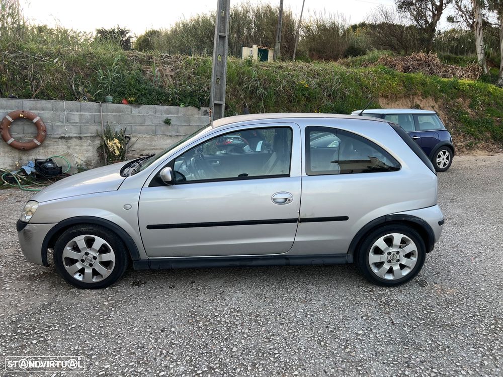 Opel Corsa 1.3 CDTI Essentia - 3