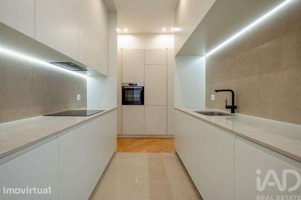 Apartamento T2 em Cedofeita, Santo Ildefonso, Sé, Miragaia, São Nicola - Grande imagem: 4/21