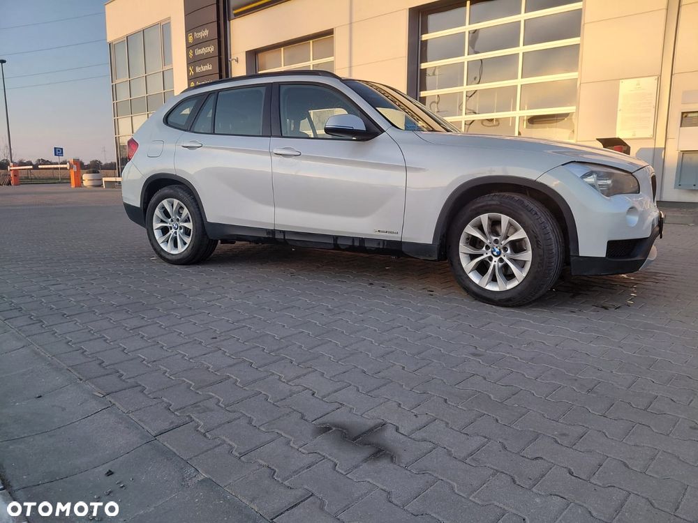 BMW X1 xDrive18d - 8