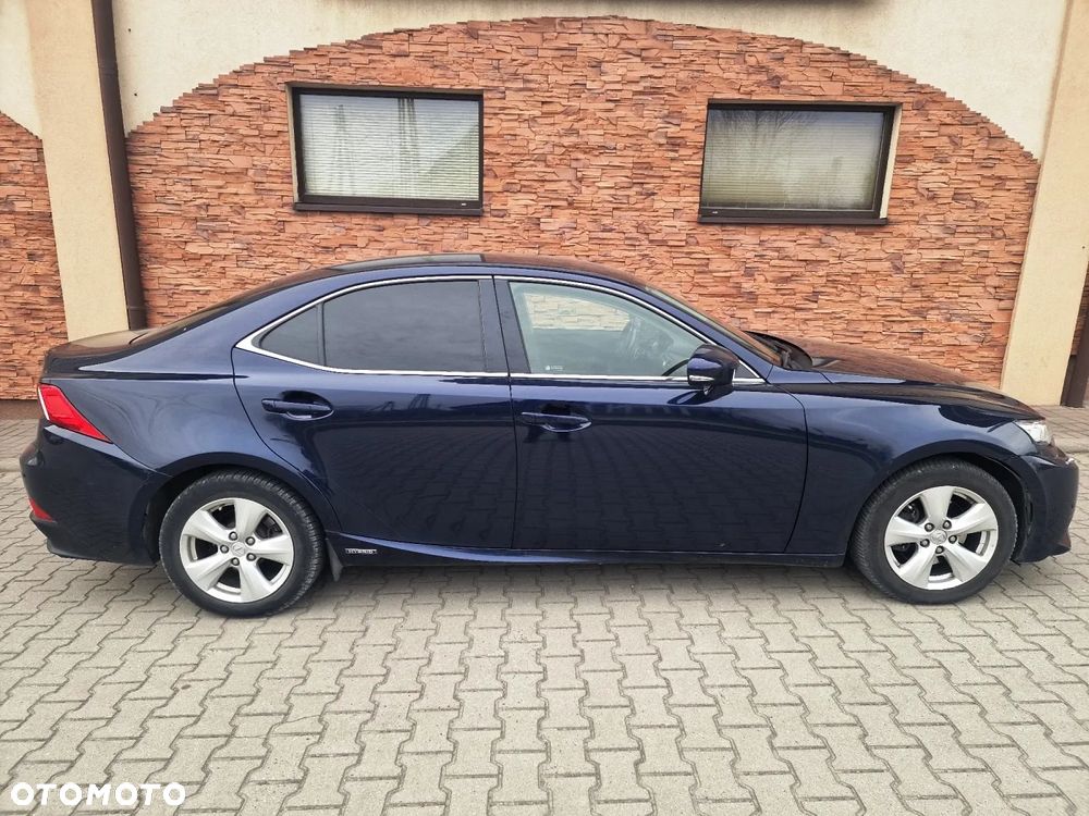 Lexus IS 300h Elegance - 5