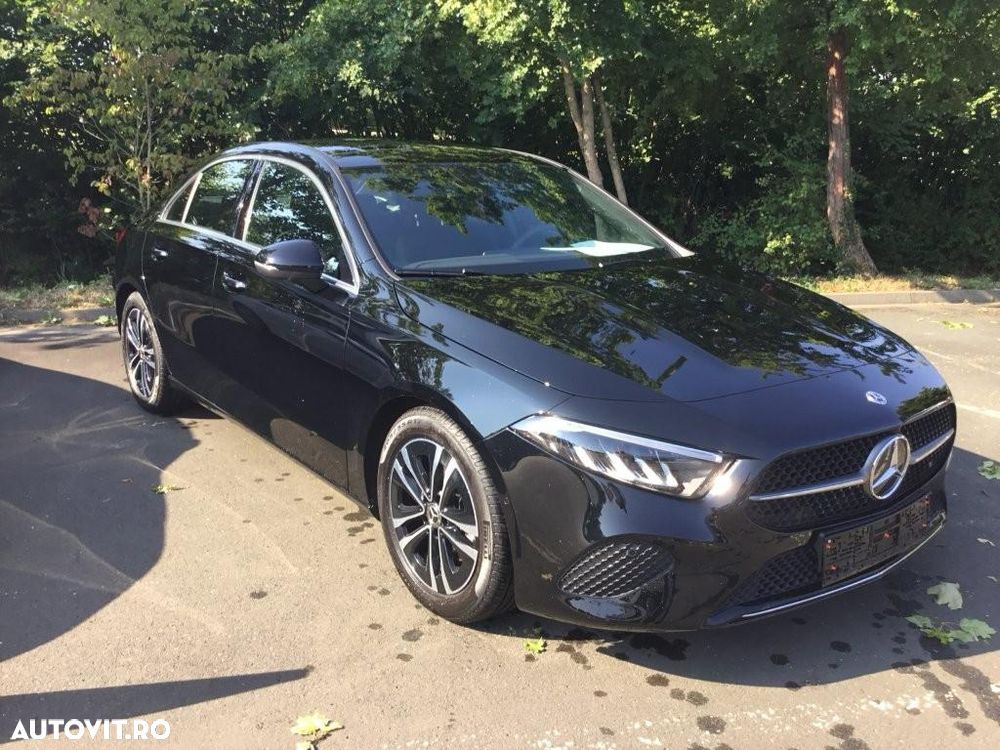 Mercedes-Benz A 200 Sedan MHEV 7G-DCT - 9