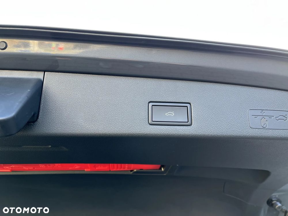 Volkswagen Golf Variant - 20