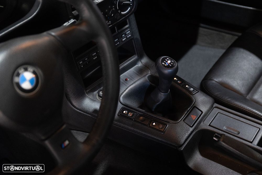 BMW 325 i - 27