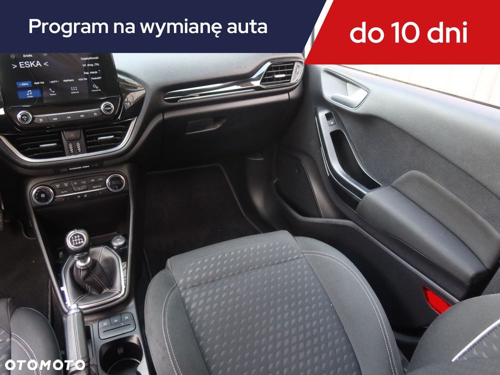 Ford Fiesta - 10