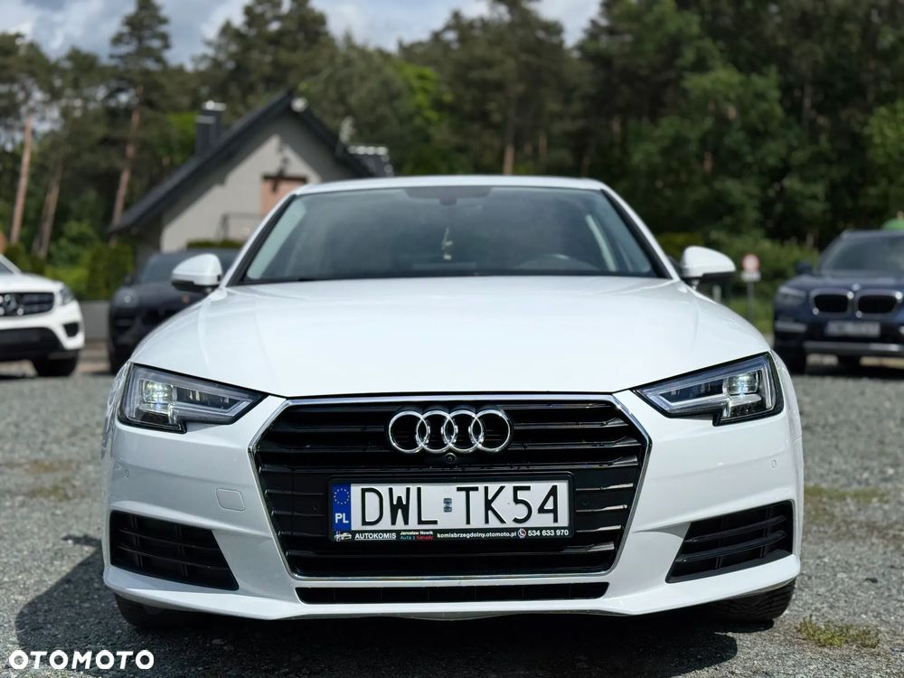 Audi A4 Limousine - 9