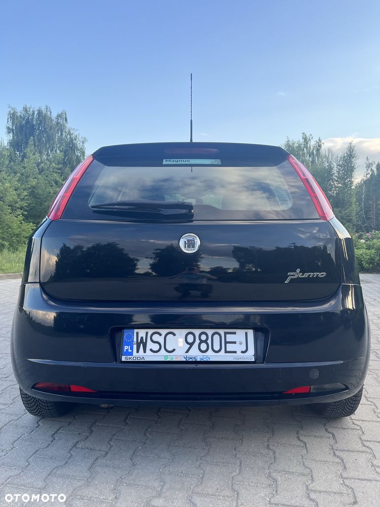 Fiat Grande Punto - 4