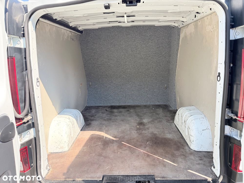 Renault Trafic - 27