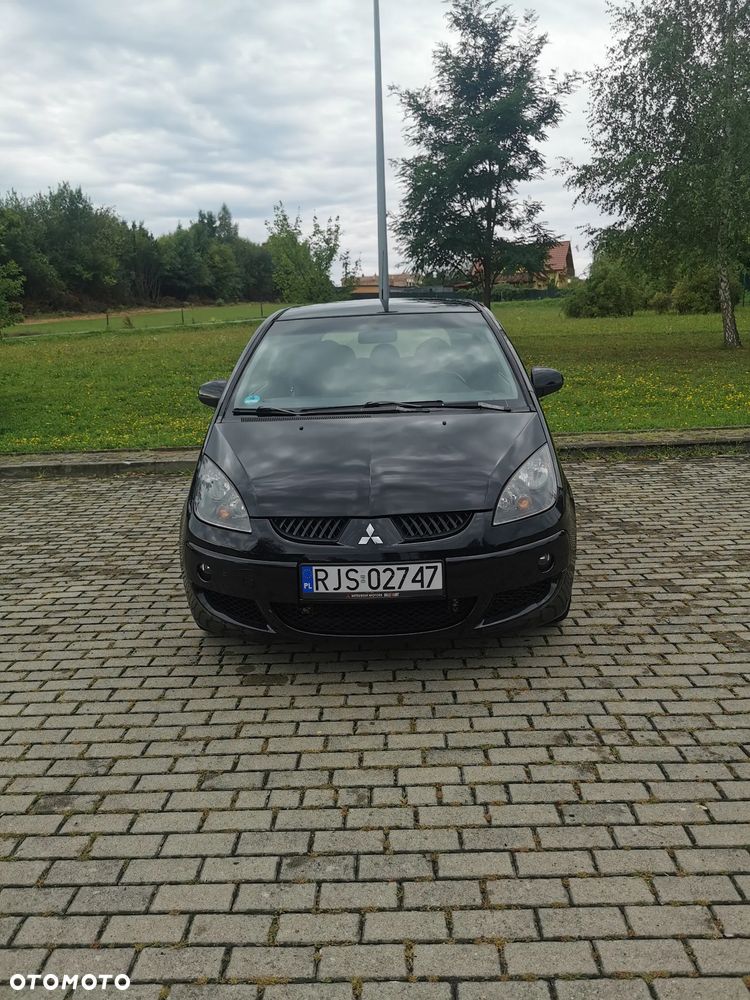 Mitsubishi Colt - 3