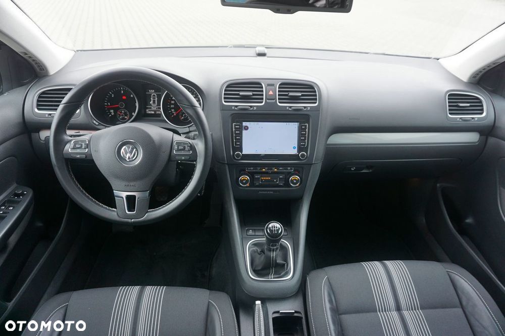 Volkswagen Golf 1.6 TDI DPF MATCH - 12
