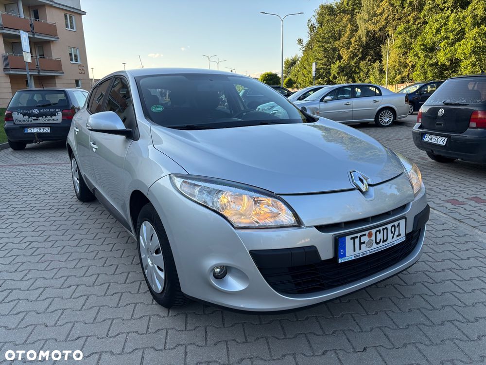 Renault Megane 1.6 16V 100 Authentique - 14
