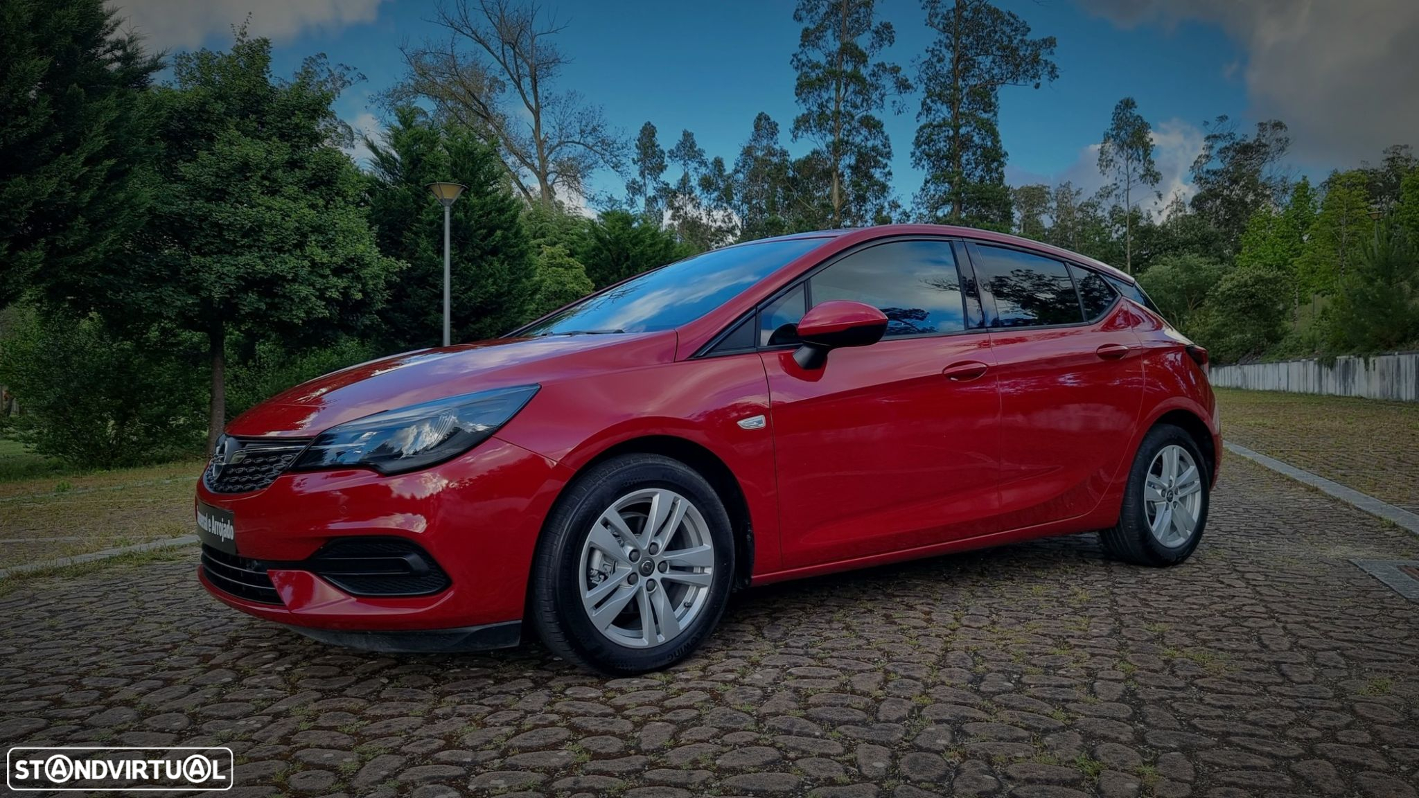 Opel Astra 1.2 T GS Line S/S - 4