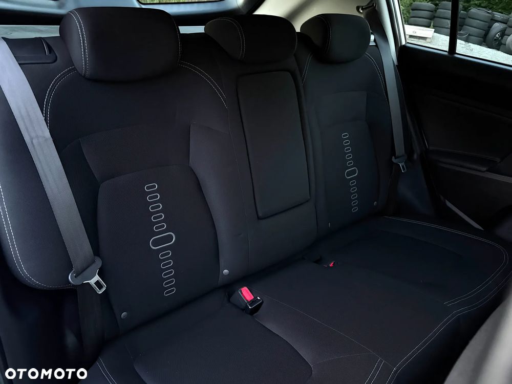 Kia Sportage 1.7 CRDI 2WD Attract - 26