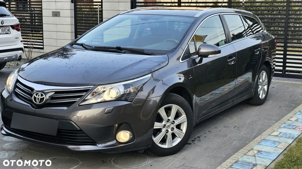 Toyota Avensis 1.8 Style - 15