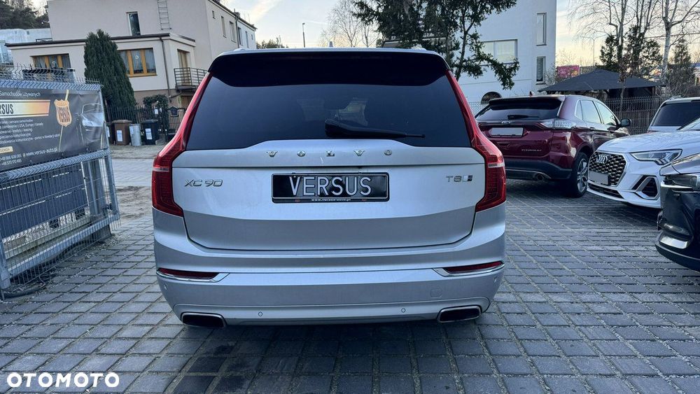 Volvo XC 90 - 5