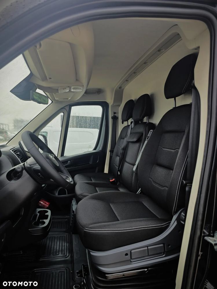 Toyota Proace MAX - 17