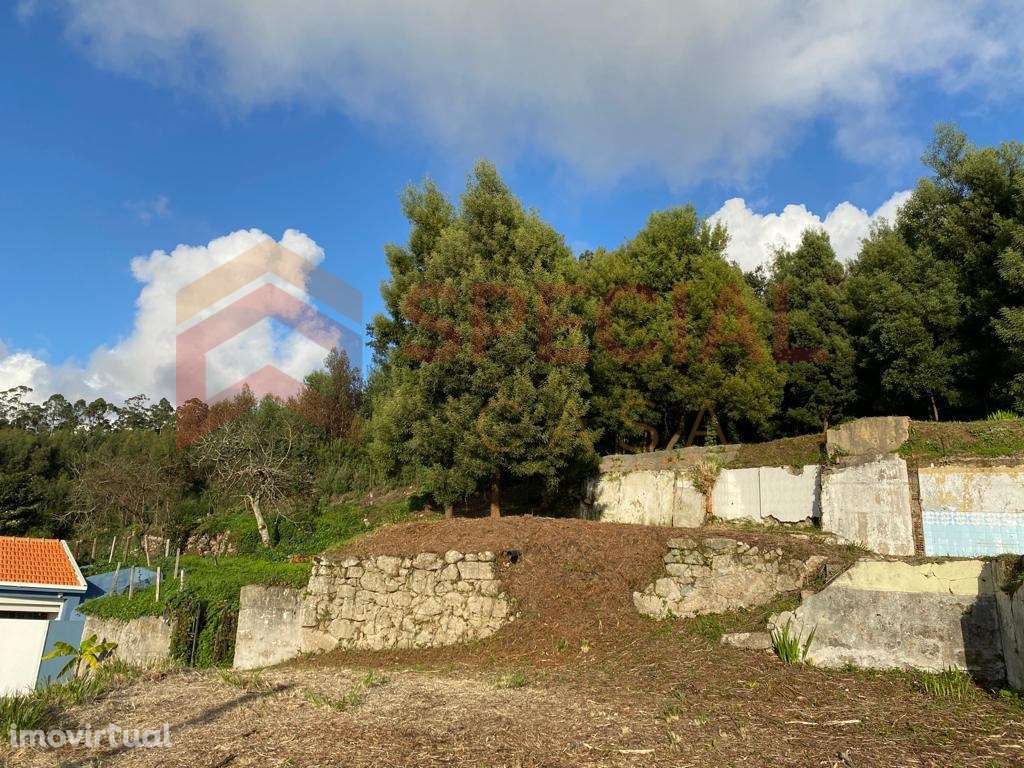 Terreno com uma área total de 4094m2 - Grande imagem: 5/8