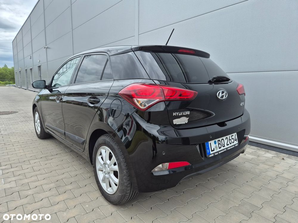 Hyundai i20 1.2 YES - 11
