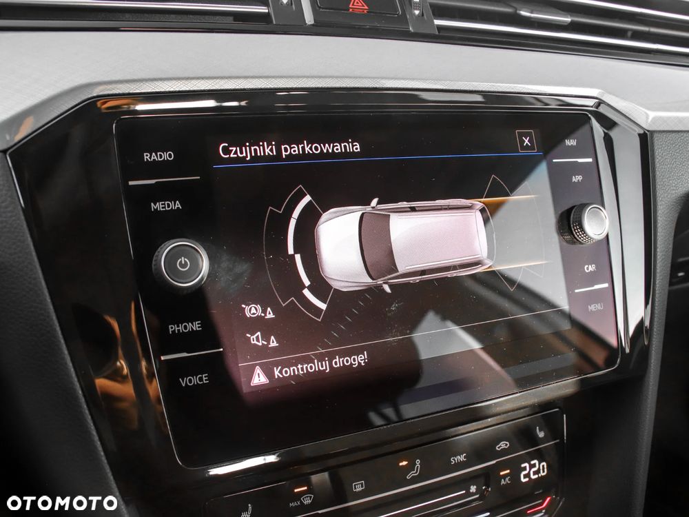 Volkswagen Passat 2.0 TDI Business DSG - 18