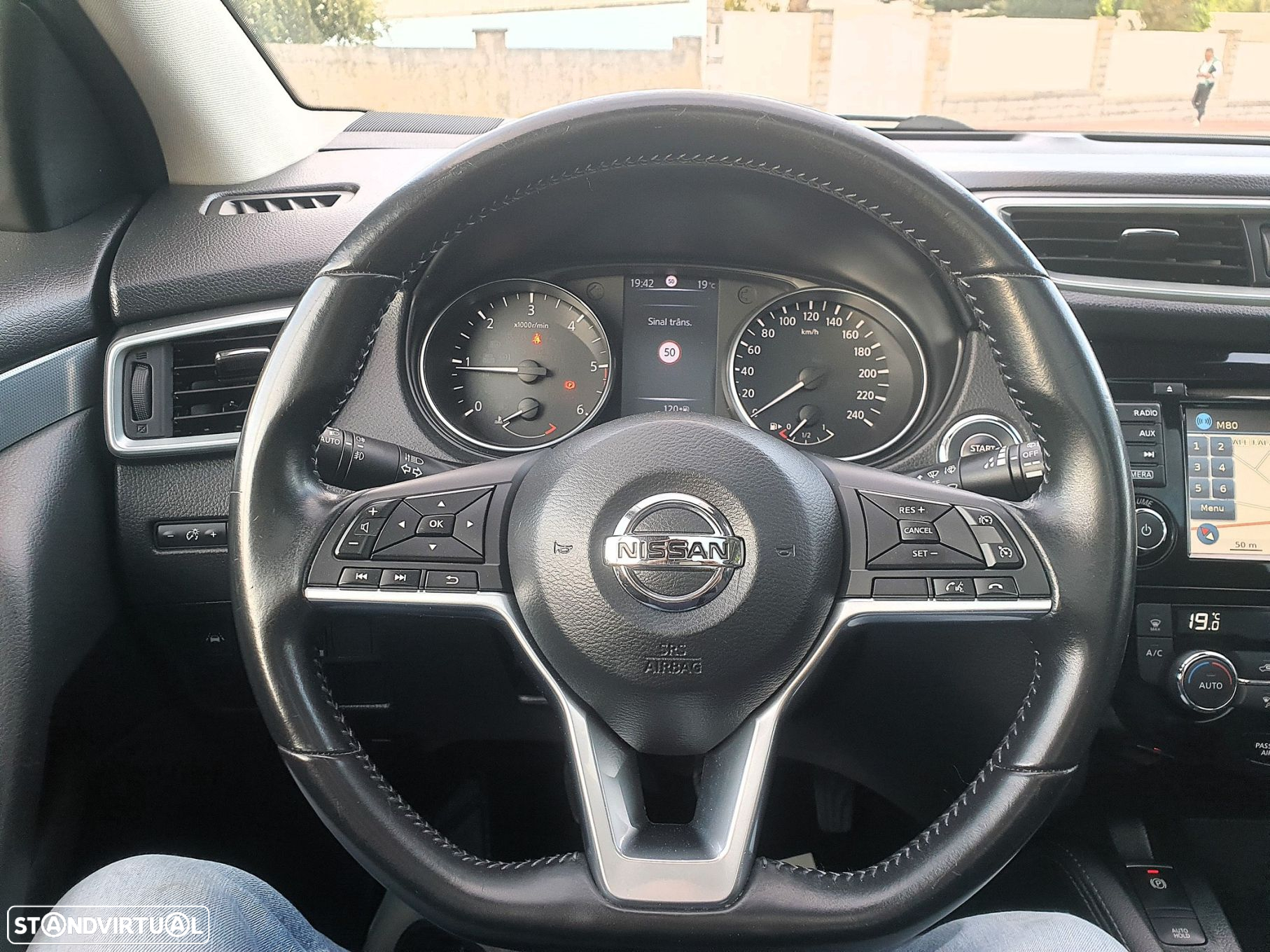 Nissan Qashqai 1.5 dCi N-Connecta Led - 19