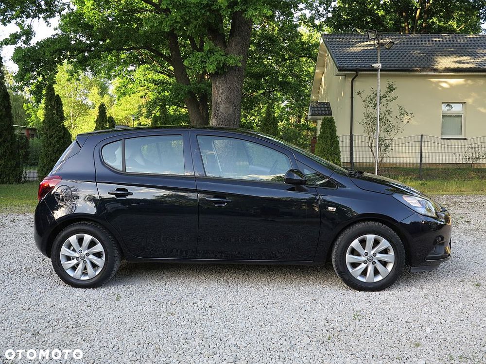 Opel Corsa 1.2 16V Essentia - 9