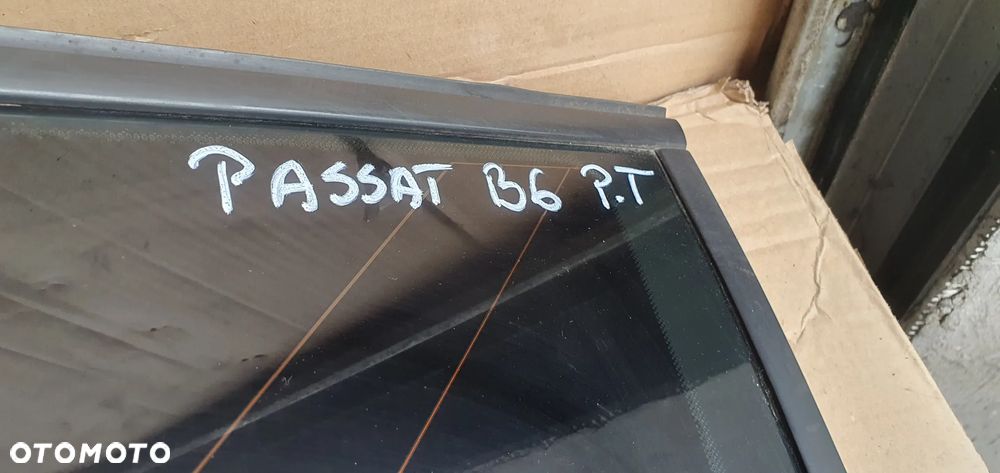 Szyba prawy tył tylna prawa karoseryjna VW Passat B6 AS2 09r - 6