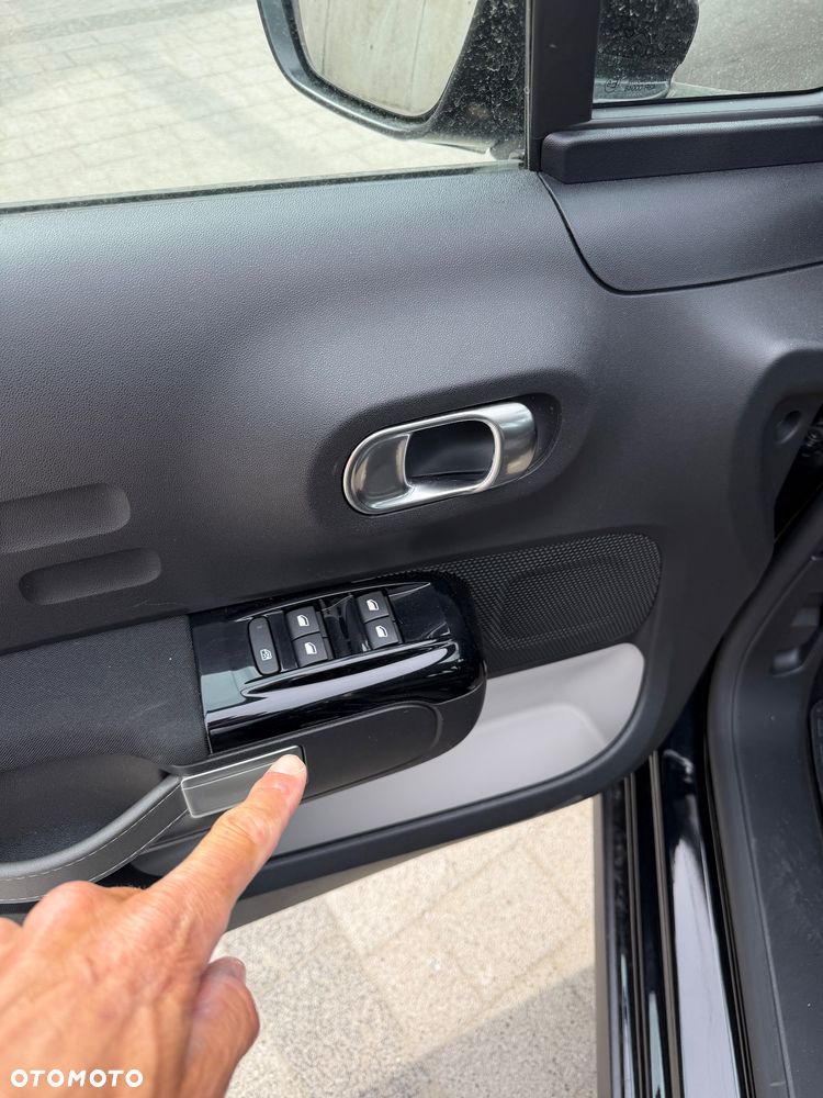 Citroën C3 Pure Tech 82 SHINE - 18