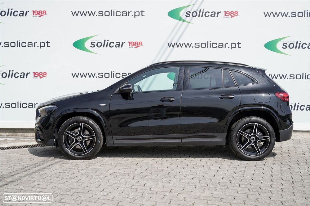 Mercedes-Benz GLA 250 e AMG Line - 12