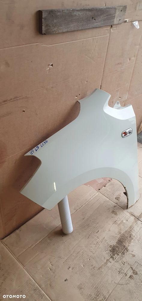 Błotnik lewy przód przedni lewy VW UP Przed Liftem LC9A - 3