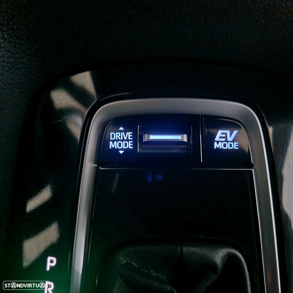 Toyota Corolla Touring Sports 1.8 Hybrid Comfort+P.Sport - 22