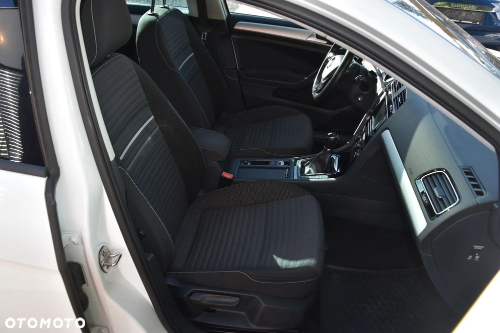Volkswagen Golf 1.6 BlueTDI Cup - 10