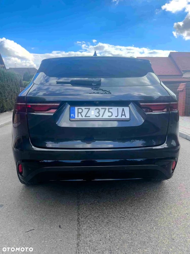 Jaguar F-Pace - 9