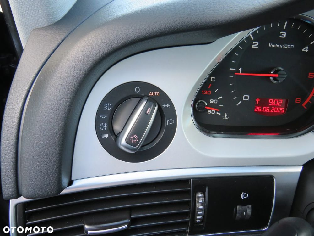 Audi A6 Avant - 36