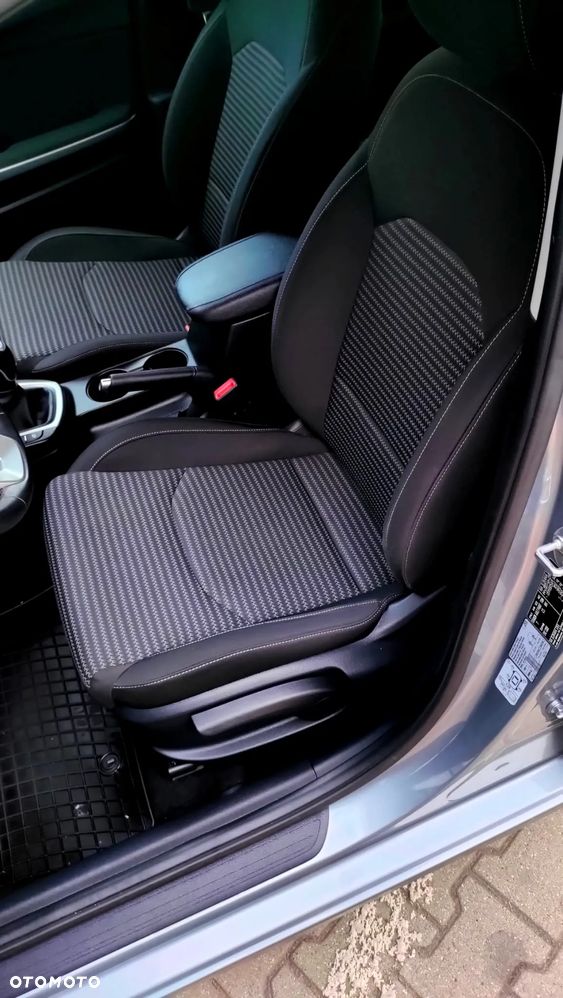 Kia Ceed 1.5 T-GDI M - 8