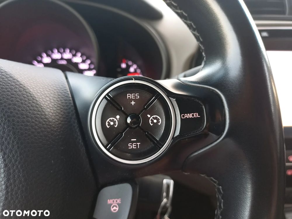 Kia Soul 1.6 CRDI Dream Team Edition - 23