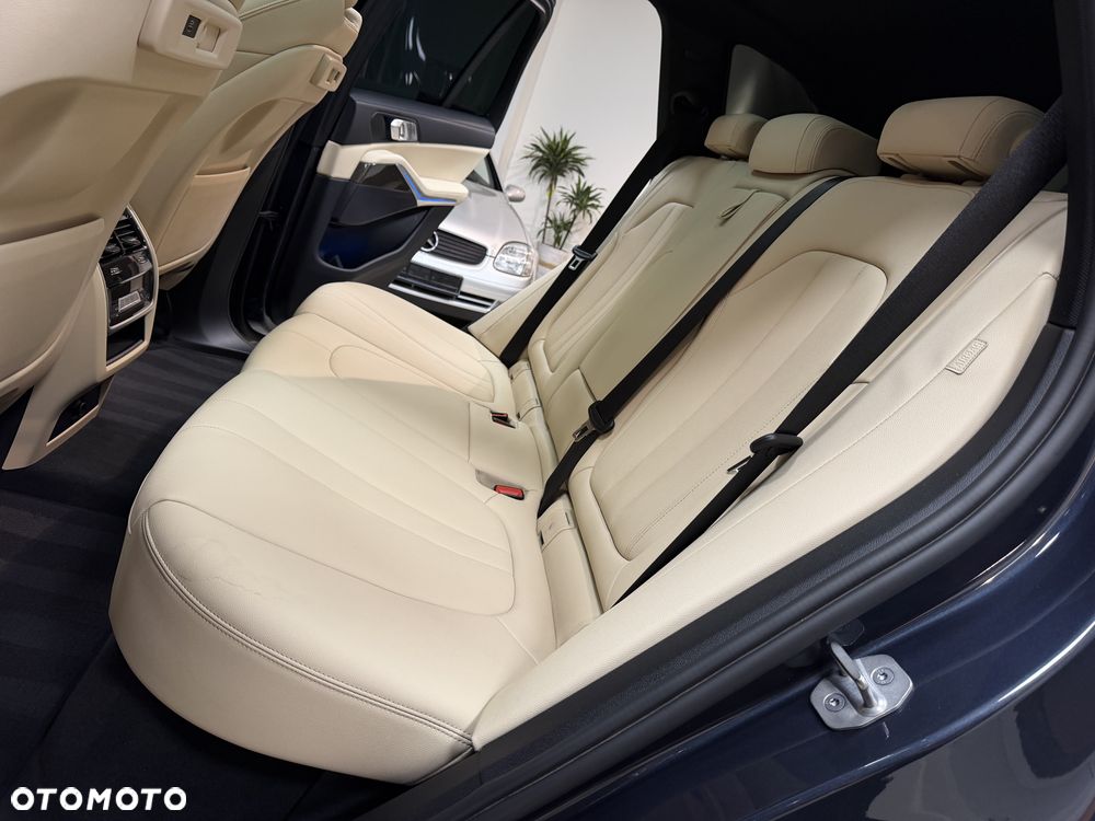 BMW X5 xDrive45e xLine - 27