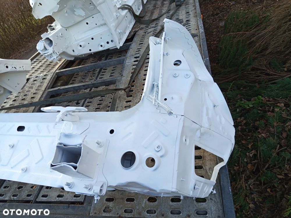 PAS TYLNY BMW X5 G05 F95 18- - 4