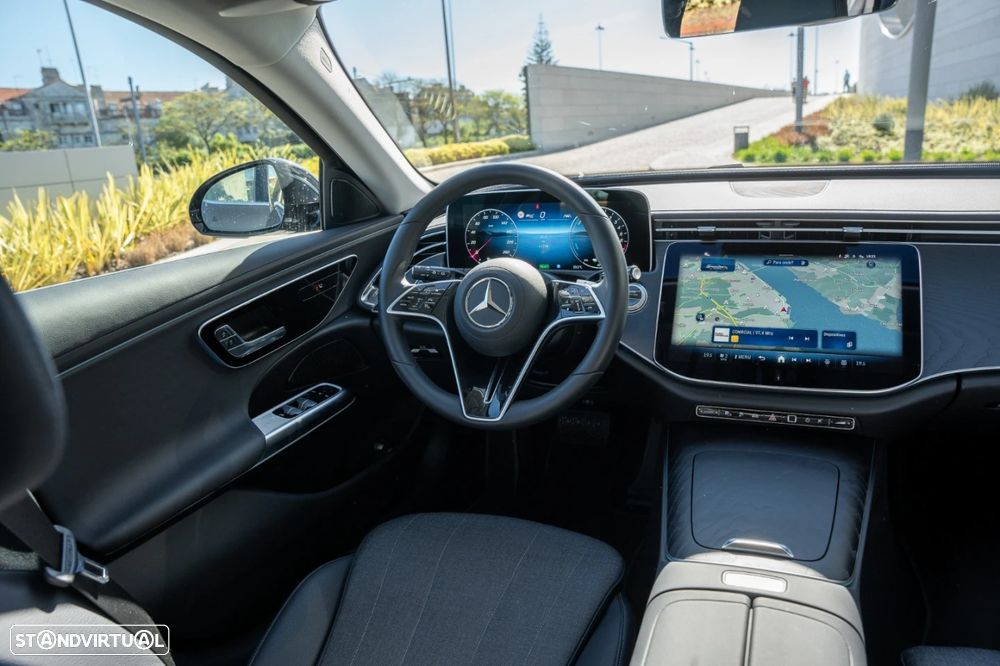 Mercedes-Benz E 300 e Station - 11