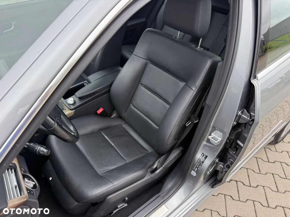 Mercedes-Benz Klasa E 200 CDI BlueEff - 16