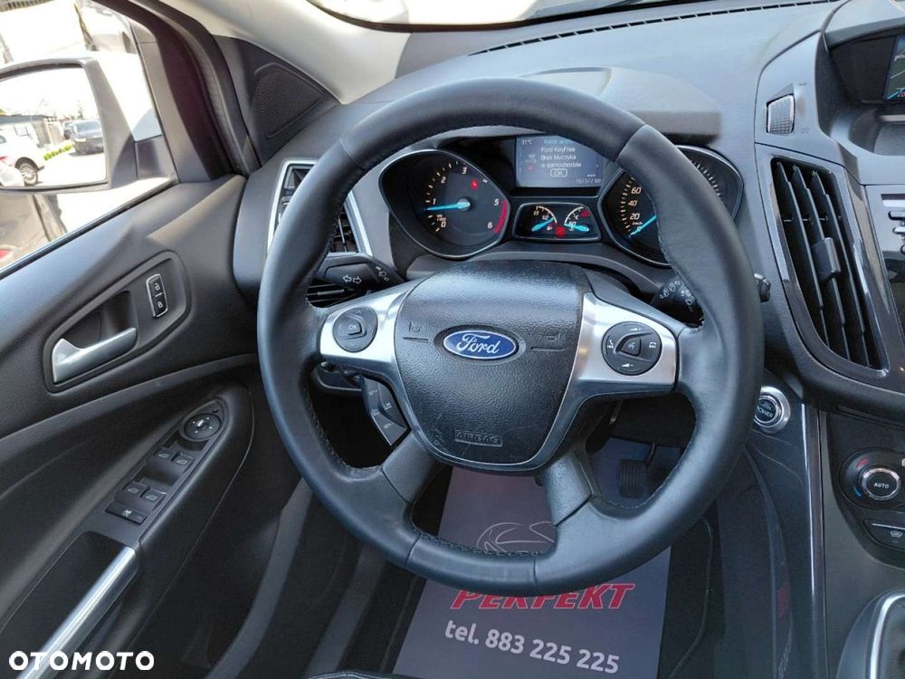 Ford Kuga - 19