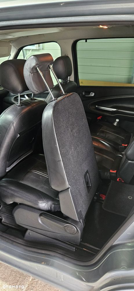 Ford Galaxy 2.0 TDCi Ghia - 14