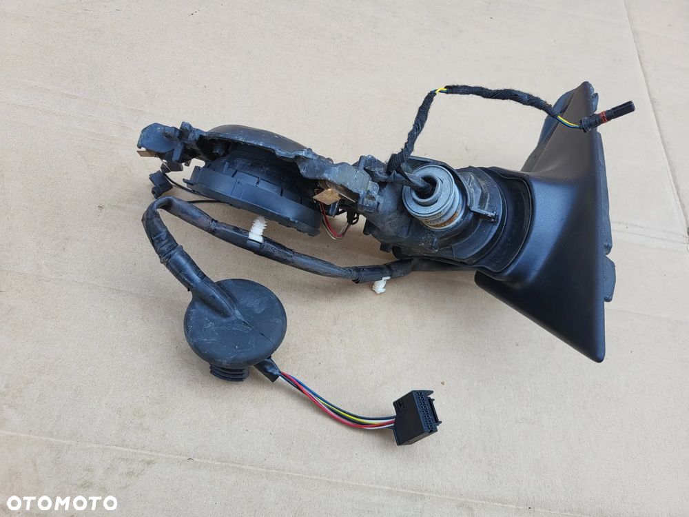 LUSTERKO LEWE AUDI A4 B8 A5 CHROM 6PIN - 2