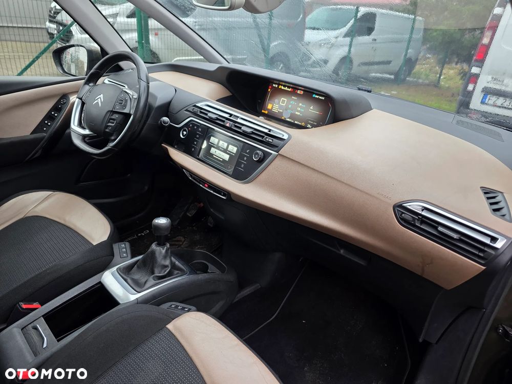 Citroën C4 Picasso 2.0 HDi FAP Exclusive - 4