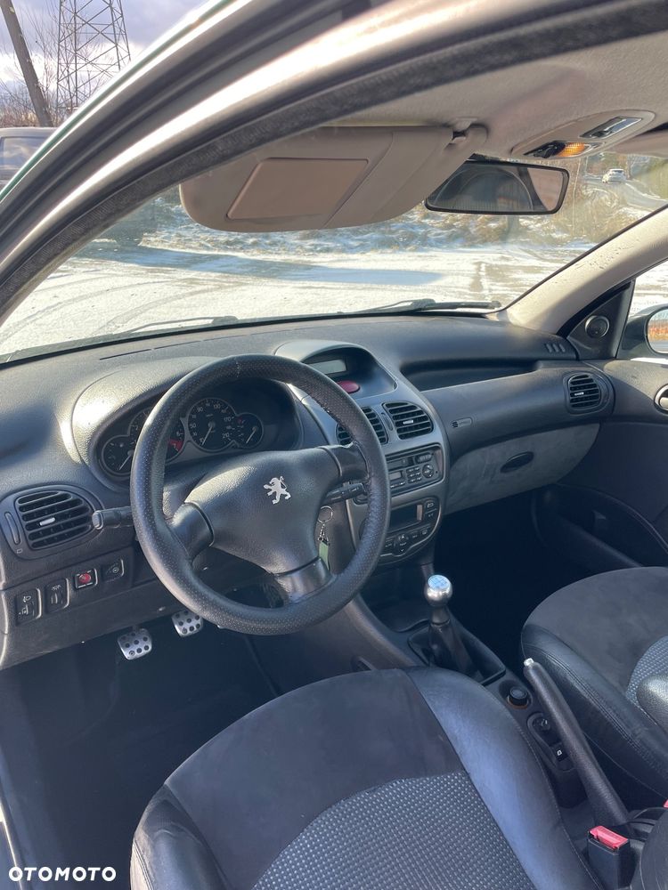 Peugeot 206 2.0 S16 - 11