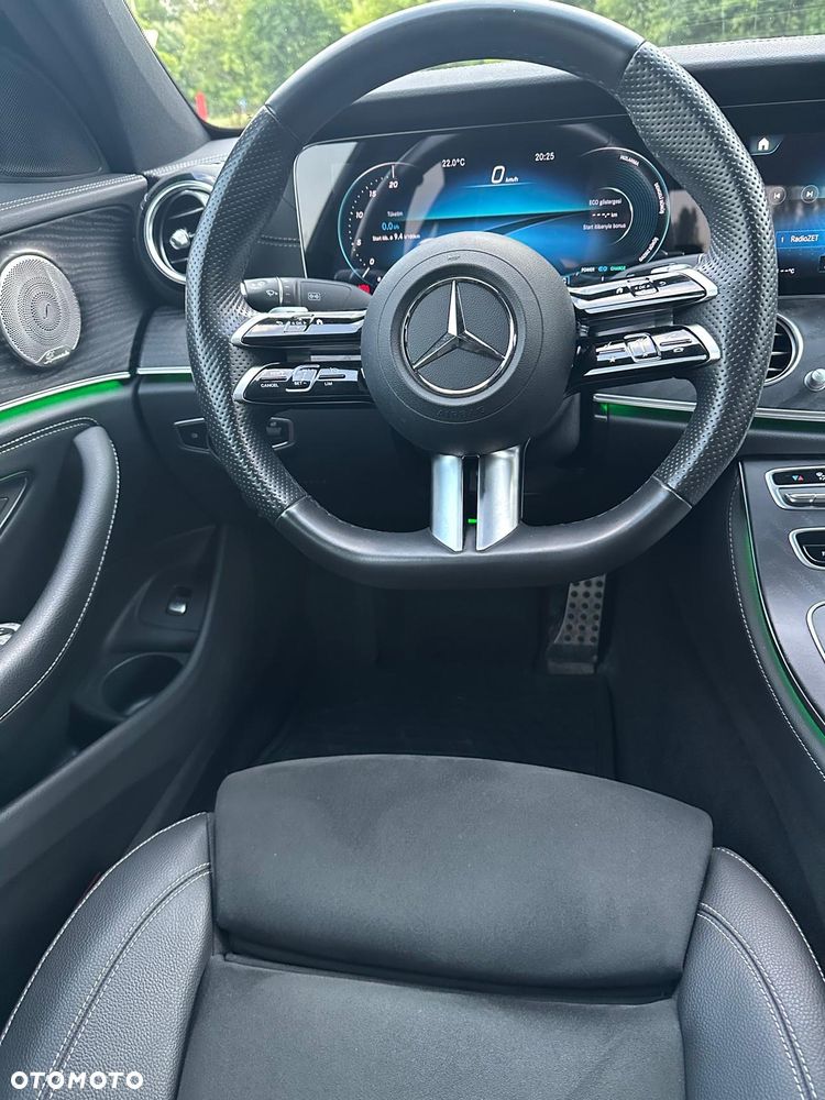 Mercedes-Benz Klasa E 220 d 4-Matic AMG/Avantgarde - 9