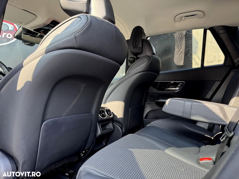 Mercedes-Benz GLC - 40